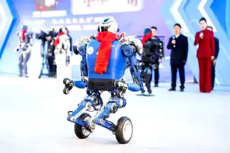 Çin'de Akıllı Robot Devrimi: 450 Bin İşletme ve 880 Milyar Dolarlık Sermaye