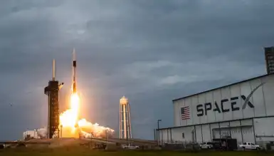 SpaceX, Yeni Nesil Starlink Uydularını Uzaya Gönderdi