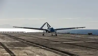 TB3 SİHA, Gemide Başarılı İniş Kalkış Denemesi Gerçekleştirdi